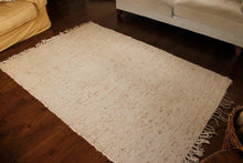 Load image into Gallery viewer, Cream Wool Rug
