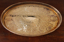 Load image into Gallery viewer, Viners Oval Gallery Tray D322/351
