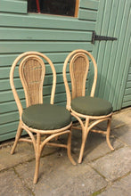 Load image into Gallery viewer, Wicker Table &amp; Chair Set
