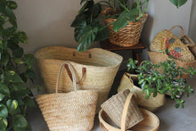 Load image into Gallery viewer, Bags, Baskets and Wicker Shoppers
