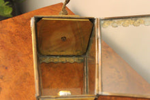 Load image into Gallery viewer, Antique Brass Carriage Wall Lantern Light
