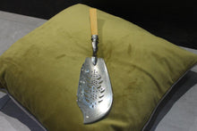 Load image into Gallery viewer, Vintage Silver Large Pierced Fish Slice with Pretty Blade
