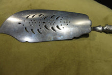 Load image into Gallery viewer, Vintage Silver Large Pierced Fish Slice with Pretty Blade
