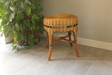 Load image into Gallery viewer, Wicker Round Side Table
